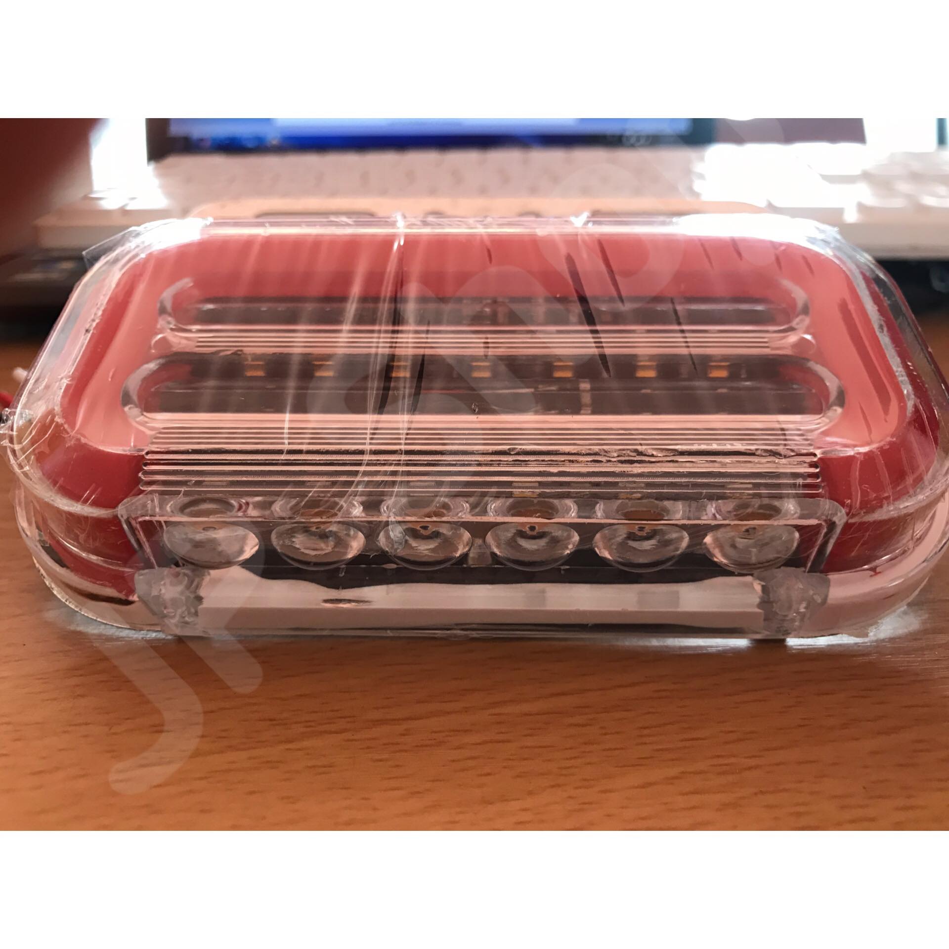 ไฟข้างรถบรรทุก แดง-เหลือง-ขาว LED 24V #0797 #จำนวน 1 ชิ้น