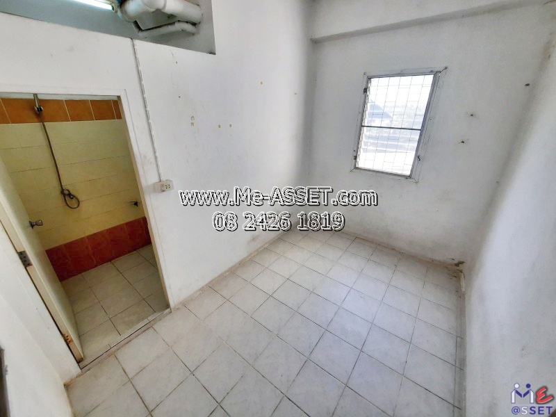 ขายอาคารพาณิชย์ พร้อมกิจการหอพัก 135 ห้อง ย่าน ซอยใจเอื้อ บางขะแยง อำเภอเมืองปทุม : ซ.ใจเอื้อ 1 : 10 คูหา 5 ชั้น 232.3 ตร.วา