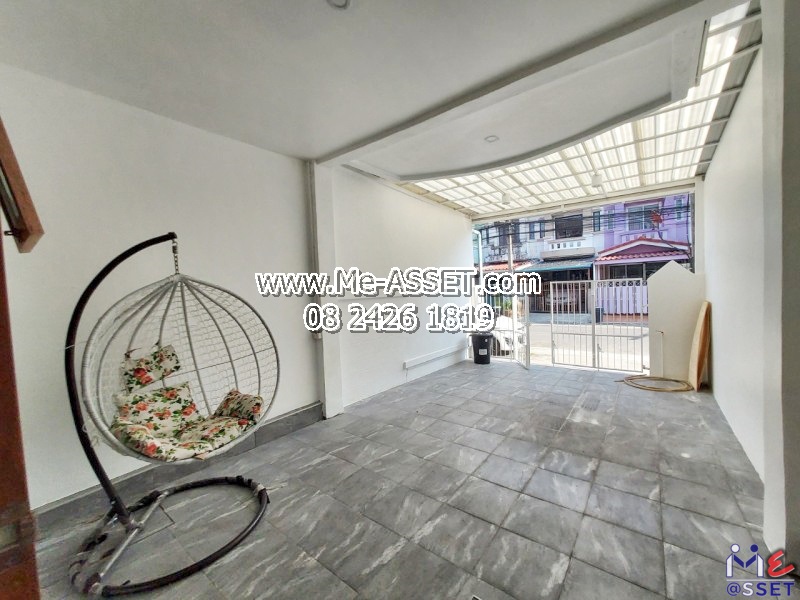 ขายทาวน์เฮ้าส์ รีโนเวทใหม่ ย่าน คูคต ลำลูกกา คลอง2 เสมาฟ้าคราม ปทุมธานี : ม.บุศรินทร์ 2 : 2 ชั้น 21.2 ตร.วา