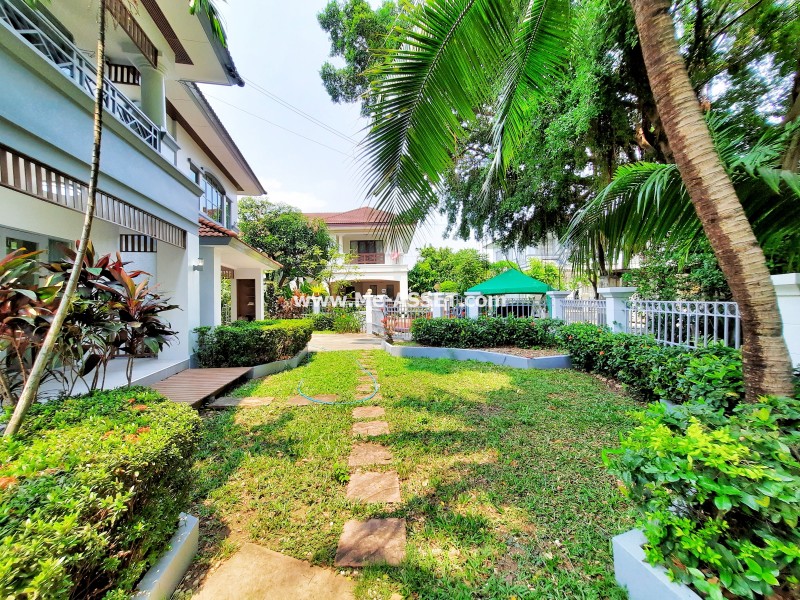 ขายบ้านเดี่ยว ม.นันทวัน วงแหวน-รัตนาธิเบศร์ ถ.ตลิ่งชัน-สุพรรณบุรี ต.เสาธงหิน อ.บางใหญ่ นนทบุรี ต้นโครงการ ติดสวนสาธารณะ หน้าบ้านไม่ชนใคร / พื้นที่ 2 ชั้น 146.7 ตารางวา