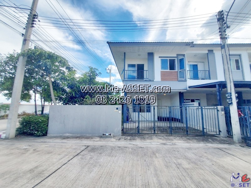 ขายทาวน์โฮมหลังมุมติดถนนเมน ย่าน เลียบคลองพระอุดม ซอยวัดท่าเกวียน คลองบางไผ่ วัดทองสะอาด ลาดหลุมแก้ว : ม.บ้านสวนธนาการ์เด้น : 2 ชั้น 40 ตร.วา