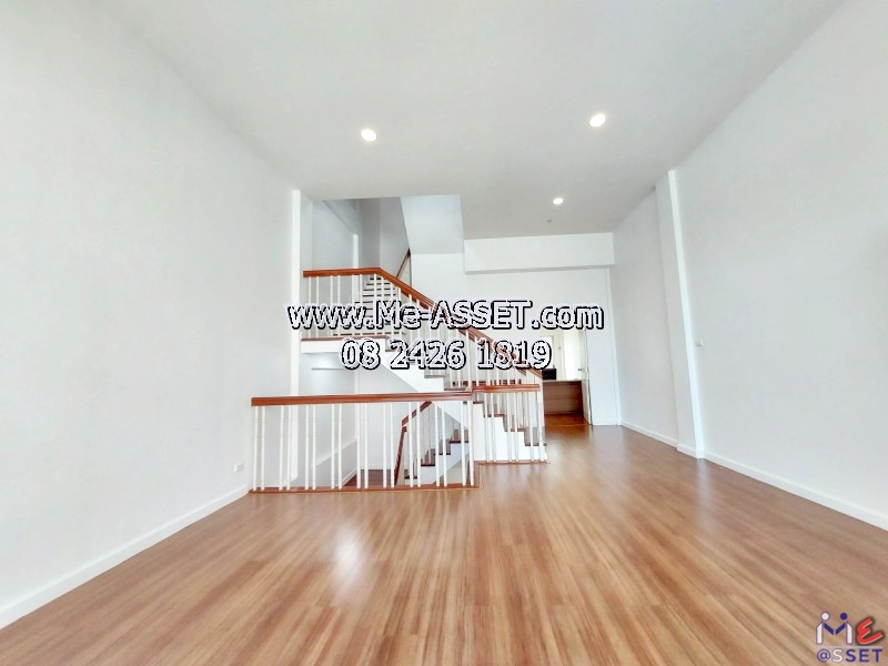 ขายทาวน์โฮมใกล้รถไฟฟ้า โซนอ่อนนุช พระโขนง เชื่อมสุขุมวิท พัฒนาการ ใกล้รถไฟฟ้าสายสีเหลืองศรีนครินทร์38 พาราไดซพาร์ค เดินทางสะดวกสวนหลวง ศรีนครินทร์ : มบ.บ้านกลางเมืองลูเซิร์น สุขุมวิท อ่อนนุช46 : 3 ชั้น 20.3 ตร.วา