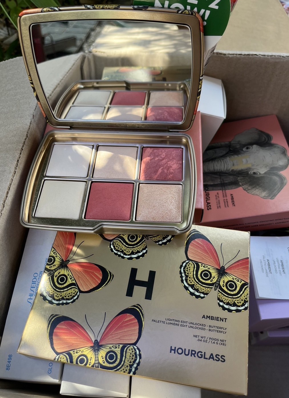 HOURGLASS Ambient Lighting Edit Unlocked (1.4g.X6) สี Butterfly บรอนเซอร์, บลัชออน และไฮไลท์
