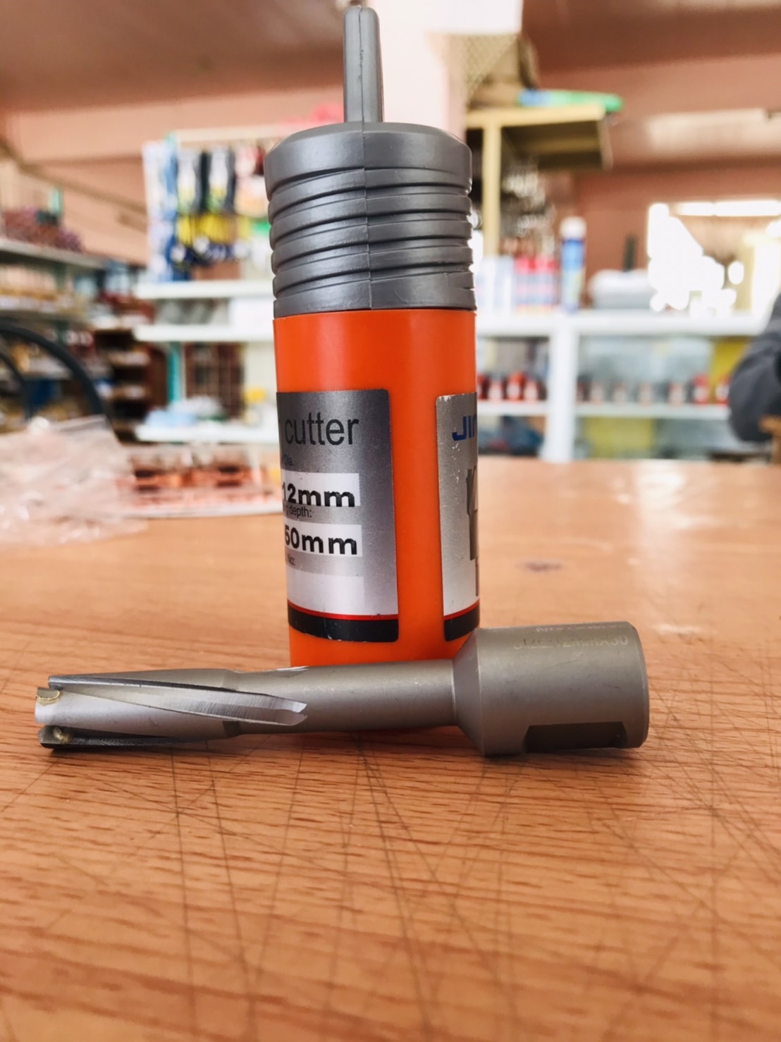 ดอกสว่านเจ็ทบอส แบบโฮลซอว์คาร์ไบสำหรับเจาะเหล็กหนา ด้วยสว่านแม่เหล็กไฟฟ้า ขนาด12*50มม. #1250