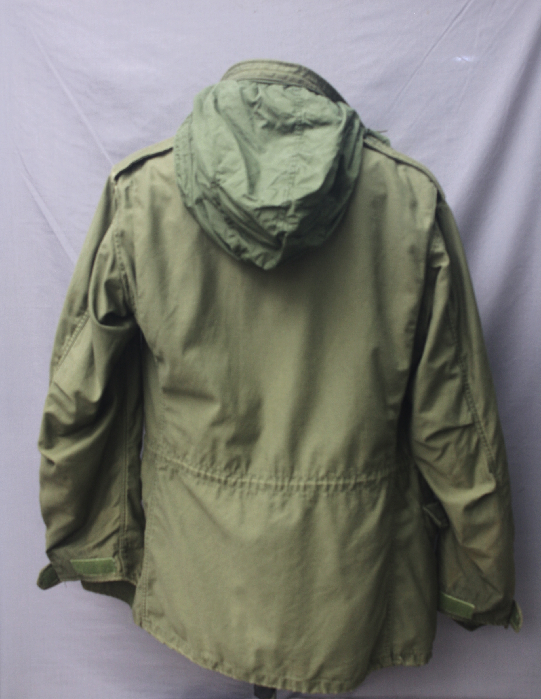 เสื้อทหาร สหรัฐ M65 ขายแล้ว