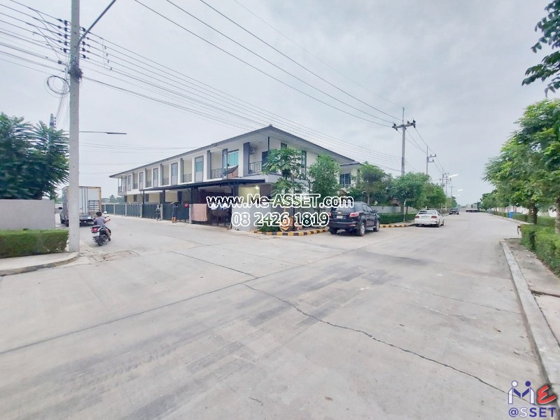 ขายและเช่า ทาวน์โฮม ย่าน คลองพระอุดม คลองข่อย วัดท่าเกวียน วัดทองสะอาด ลาดหลุมแก้ว : บ้านสวนธนาการ์เด้น : 2 ชั้น 22.7 ตารางวา