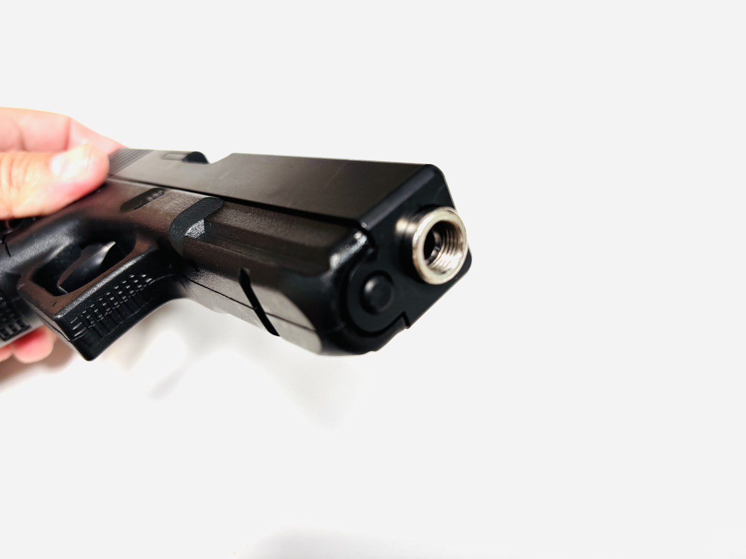 ปืนอัดลมสั้น รุ่น Glock18 ระบบชักยิงทีละนัด
