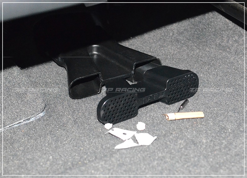 ฝาครอบช่องดูดอากาศที่นั่งแถวสอง