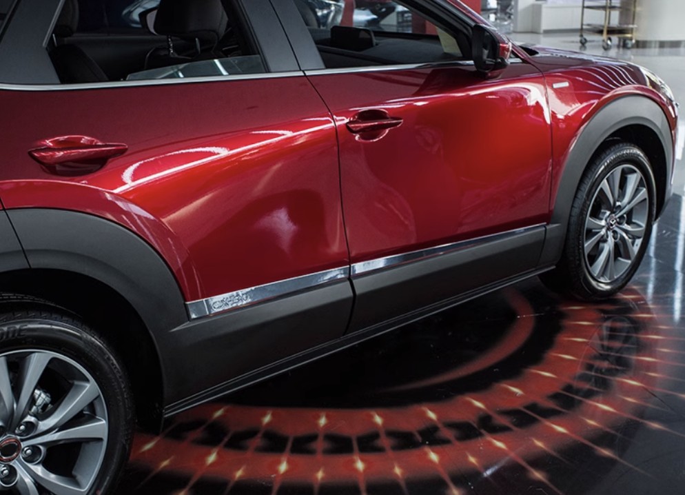 ชุดคิ้วตกแต่งประตู Mazda CX-30 4 ชิ้น