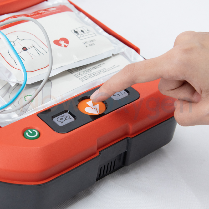 เครื่องกระตุกหัวใจด้วยไฟฟ้าแบบอัตโนมัติ (AED) Yuwell รุ่น HeartSave Y8 + ตู้เก็บ + ฟรีชุดช่วยหายใจมือบีบ ambu bag