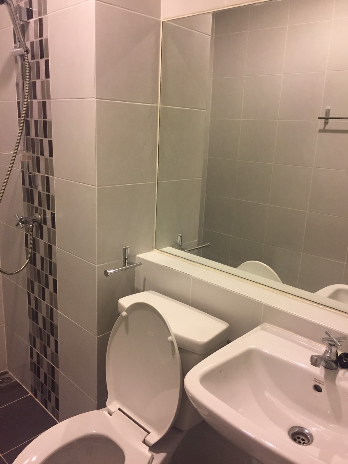 ขายคอนโดเลต รัชดา 36 ห้องสตูดิโอ ชั้น 3 ห้องมุม อาคาร B ห้องใหม่ไม่เคยอยู่ ; For Sale : Condolette Ratchada 36, Studio, Fl.3, Corner Unit, Bldg. B