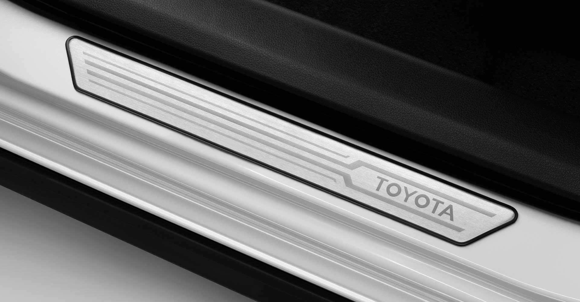 สคัฟเพลท คิ้วบันได TOYOTA VELOZ อุปกรณ์ตกแต่งแท้โตโยต้า
