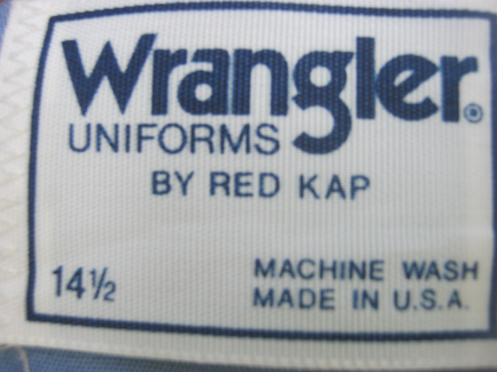 เสื้อเชิตท์ สีฟ้า