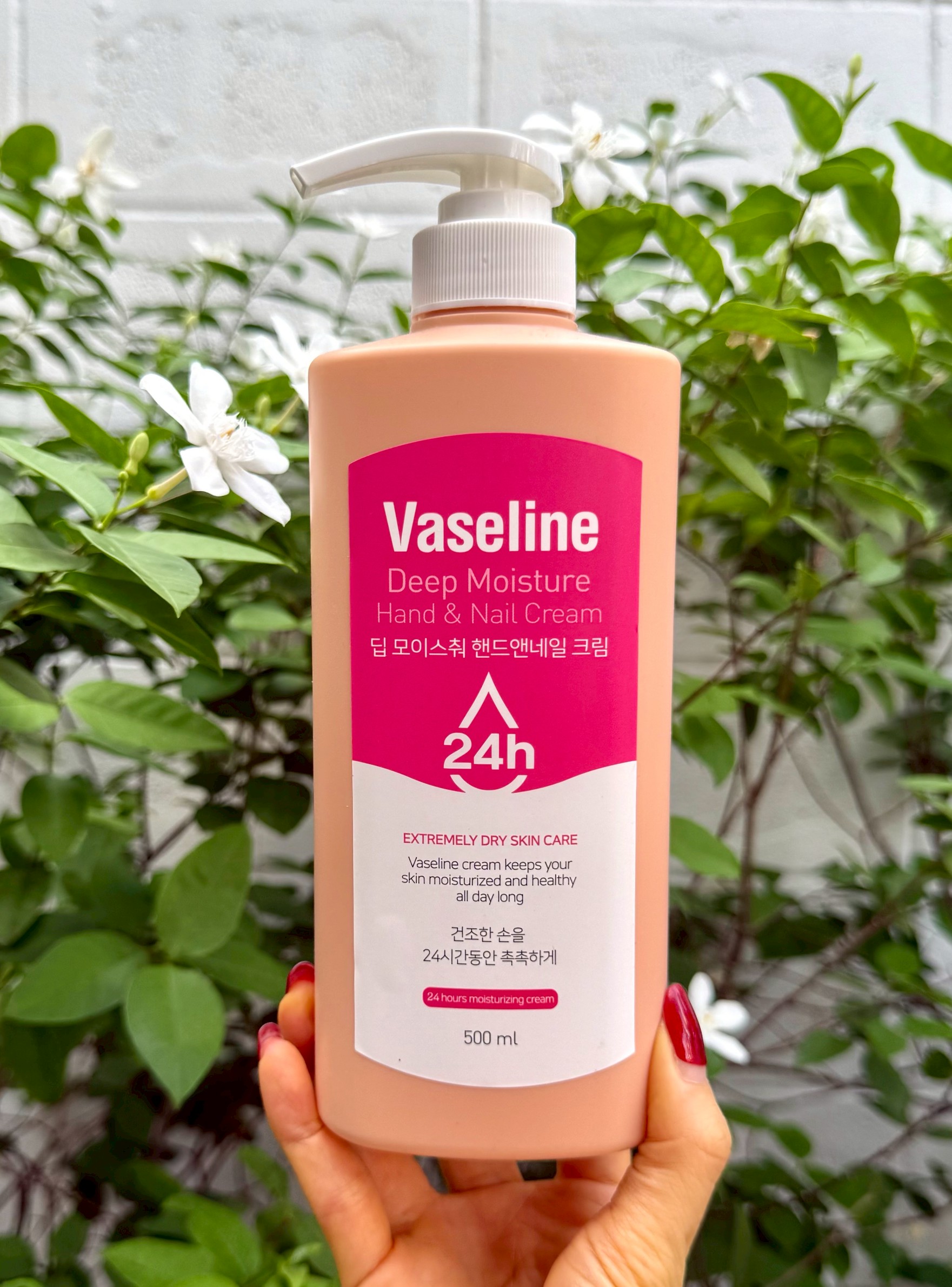 ครีมทามือ- Vaseline deep Moisture Hand&Nail Cream 500ml. แบบขวด(1ขวด)