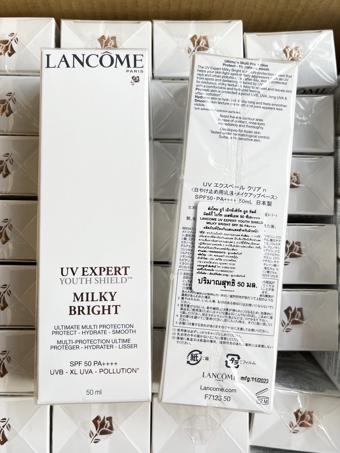 กันแดดเนื้อน้ำนม Lancome UV Expert Youth Shield Milky Bright Multi-Protection Ultime SPF 50 PA++++ 50ml.