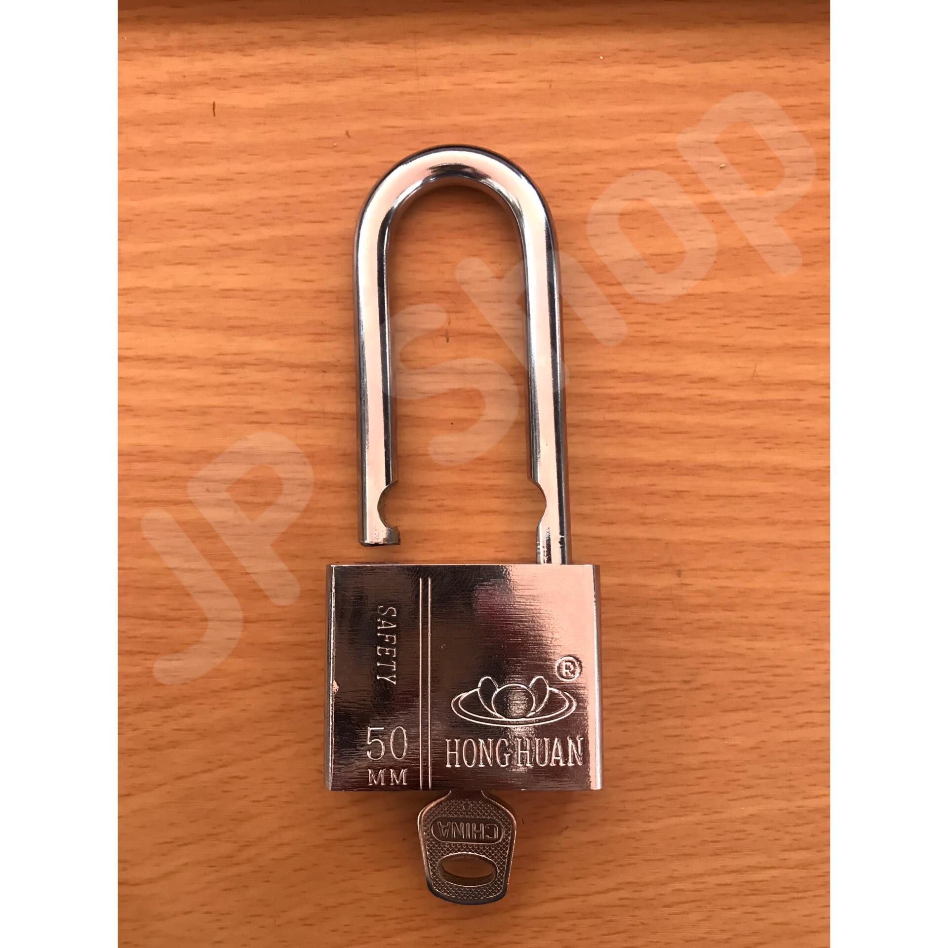 กุญแจล็อคบ้าน ล็อคครัว ล็อคอเนประสงค์ 50 มม. ล็อคแน่นหนา คงทน ราคาถูก สนใจสั่งซื้อได้เลย ห่วงยาว #903