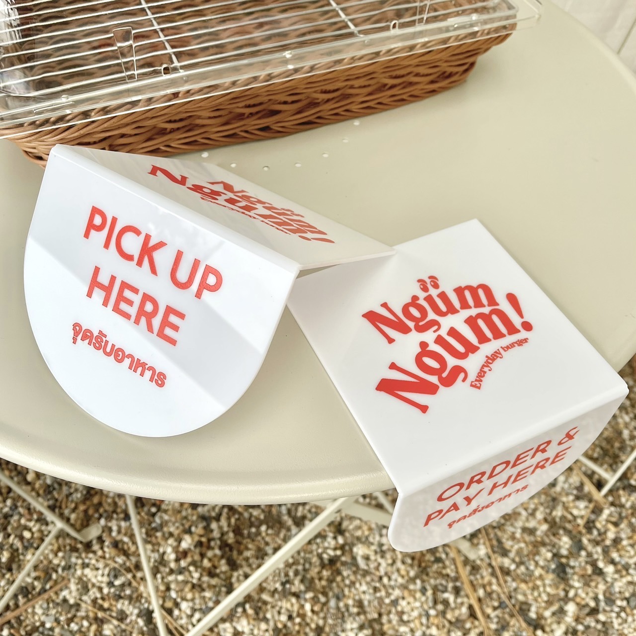 ป้าย pick up here (custom)