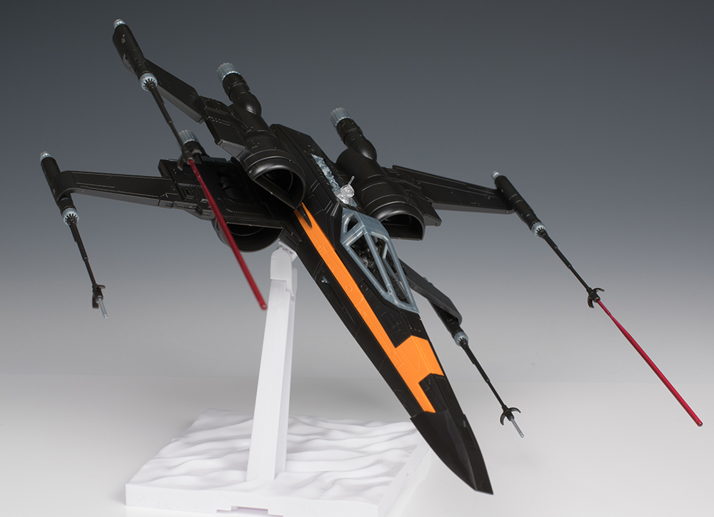 1/72 Poe's X-Wing fighter BANDAI - Star Wars