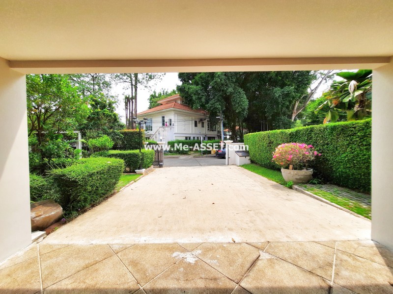 ขายบ้านเดี่ยว ม.นันทวัน วงแหวน-รัตนาธิเบศร์ ถ.ตลิ่งชัน-สุพรรณบุรี ต.เสาธงหิน อ.บางใหญ่ นนทบุรี ต้นโครงการ ตรงข้ามสวนสาธารณะ / พื้นที่ 2 ชั้น 138 ตารางวา