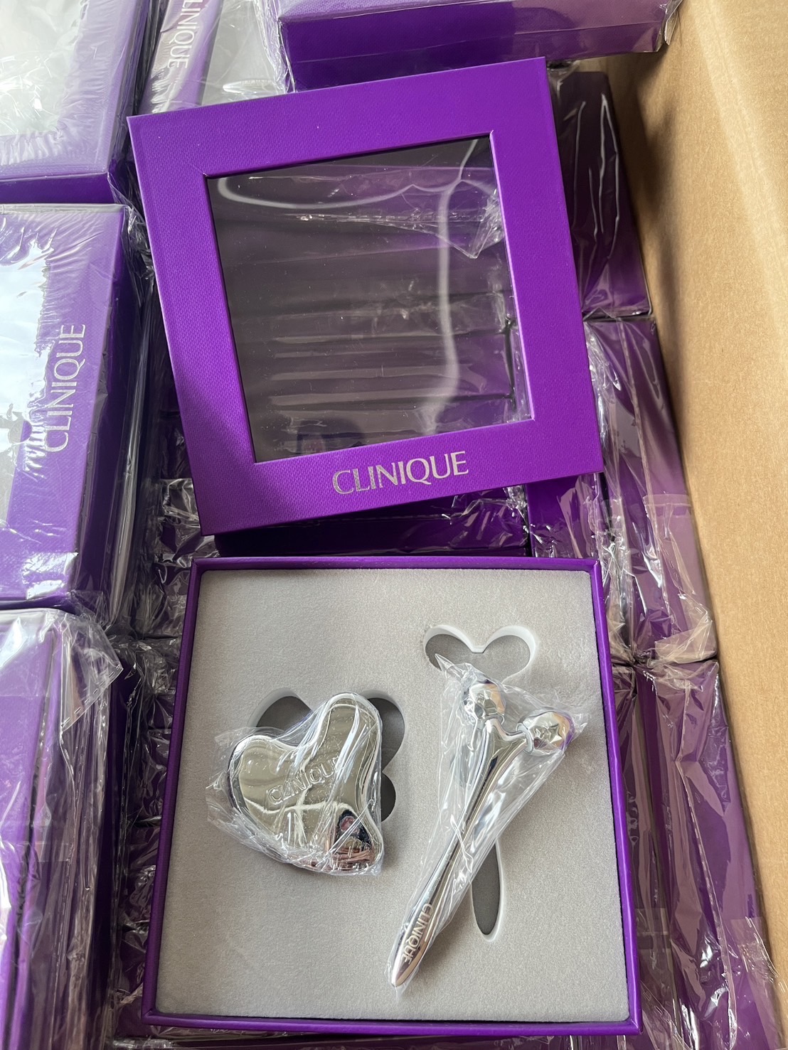 เซทนวดหน้า Clinique Smart Massage Tool Kit