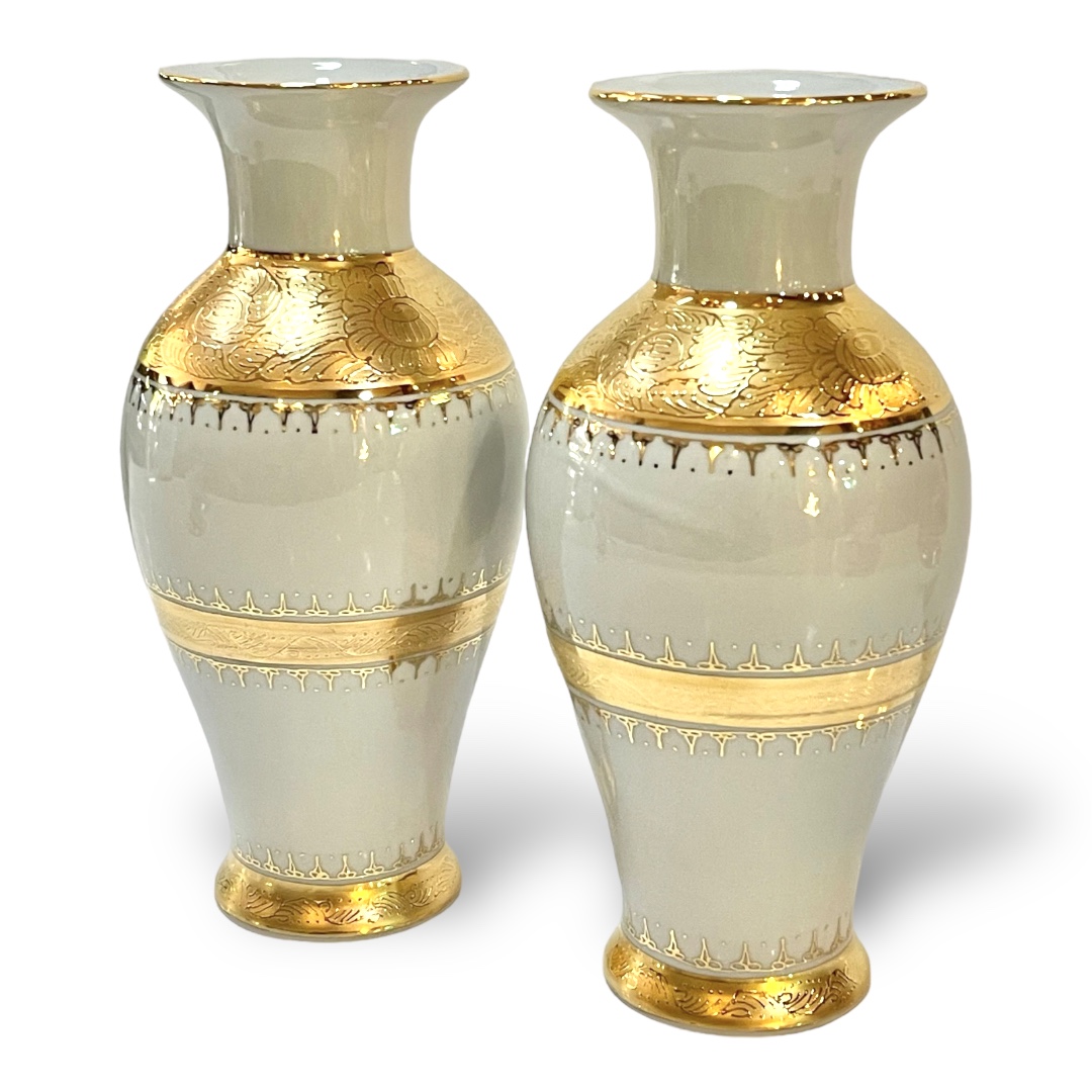 ชุดเบญจรงค์ สีขาวทอง ขนาด 8 นิ้ว