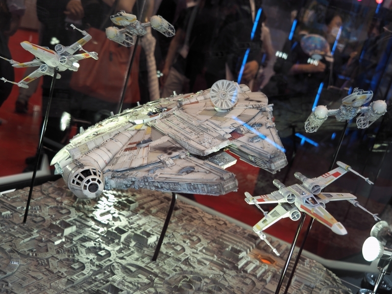1/72 Perfect Grade Millennium Falcon PG BANDAI - Star Wars