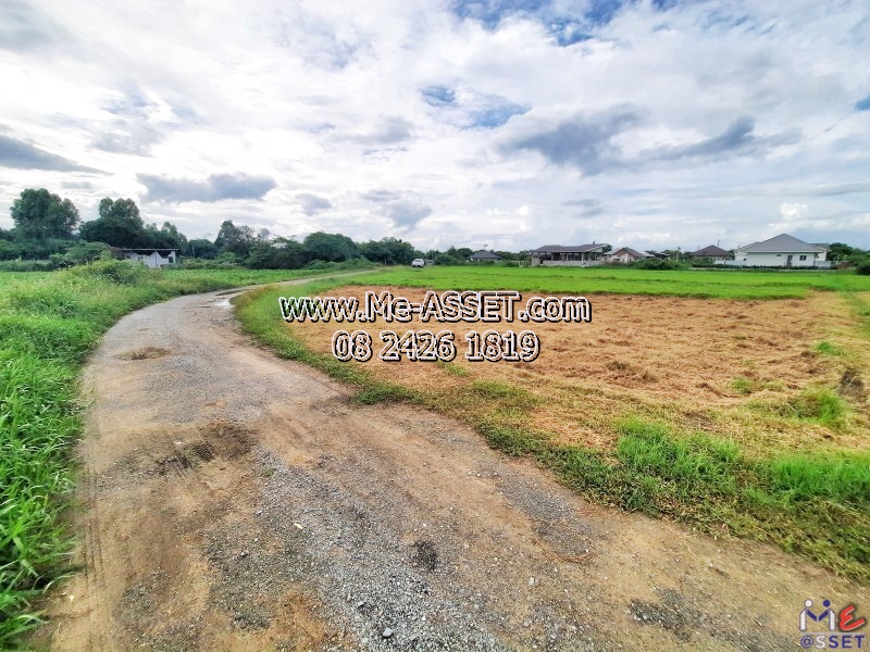 ขายที่ดินเปล่า ย่าน เลียบคลองชลประทาน ม่วงตารศ ห้วยขวาง กำแพงแสน นครปฐม : ใกล้บ้านสวนชมจันทร์ และชวาลันรีสอร์ท : 4 ไร่