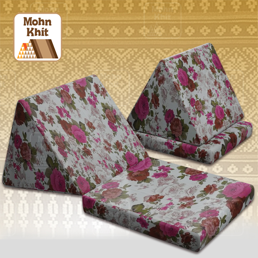 หมอนสามเหลี่ยม 15 ช่องติดเบาะ1 พับ ปลอกสวมซิป 57cmx76cmx36 cm Triangle Khit Thai Floor Cushions Traditional handmade 15 holes with 1 part of mattress.
