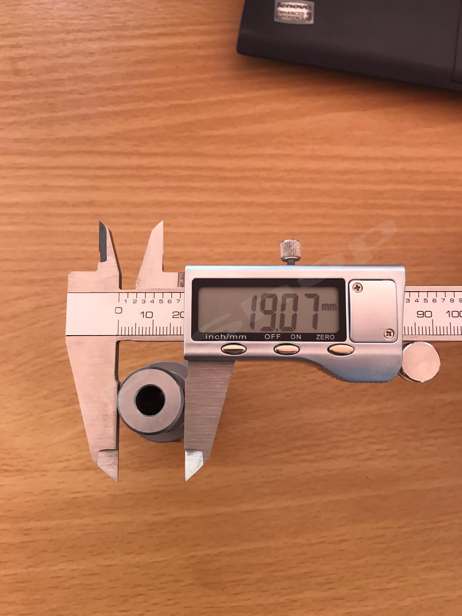 ดอกสว่านเจ็ทบอส แบบโฮลซอว์คาร์ไบสำหรับเจาะเหล็กหนา ด้วยสว่านแม่เหล็กไฟฟ้า ขนาด30*35 มม. #3035