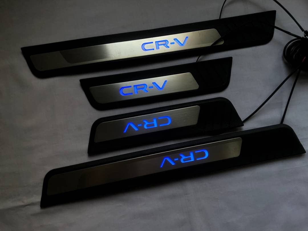 คิ้วบันได ชายบันได Honda CR-V G6 2023-2026 มีไฟ LED