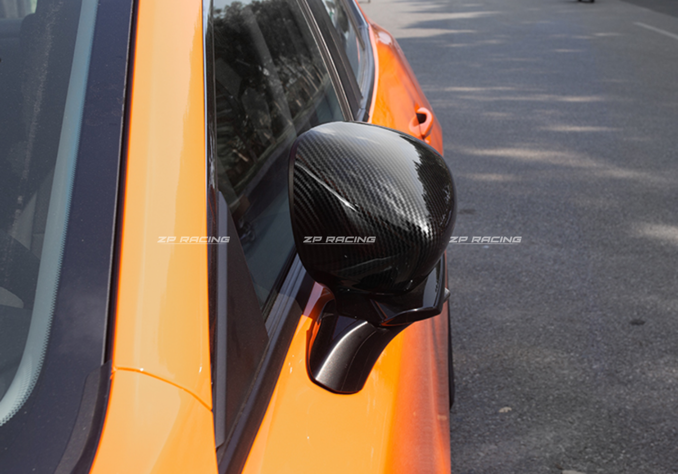 ครอบกระจกข้างลาย Carbon Mazda 3