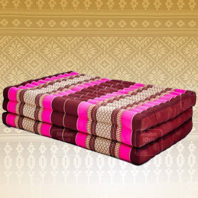 ที่นอนขิด 3 พับลายไทยสีชมพู ขนาด 110x180x7Cm //Large 3 part mattresses Cotton, kapok