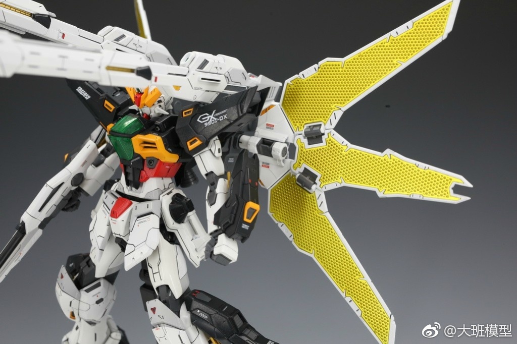 8803 MG 1/100 Gundam Double X [DABAN]