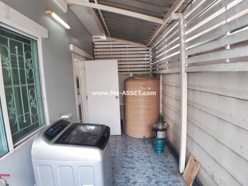 ขายบ้านแฝด ม.พฤกษาวิลล์ ถ.รามคำแหง 160 ซ.มิสทีน แขวงสะพานสูง เขตสะพานสูง กรุงเทพ ต้นโครงการ ถนนเมน หน้าบ้านไม่ชนใคร / พื้นที่ 2 ชั้น 38.3 ตารางวา