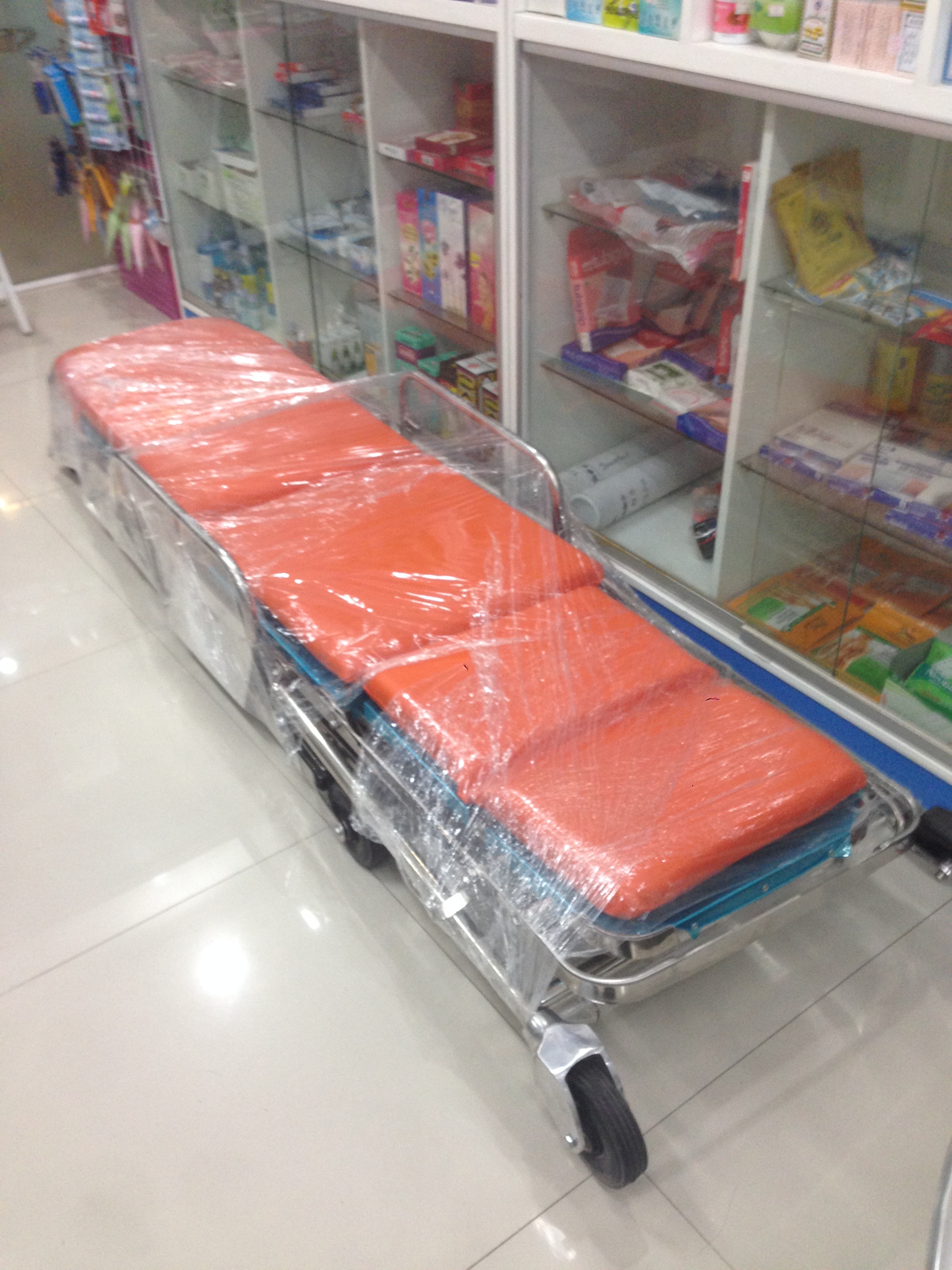 เตียงฉุกเฉิน Stretcher สำหรับรถพยาบาล รถกู้ภัย วัสดุ แสตนเลส