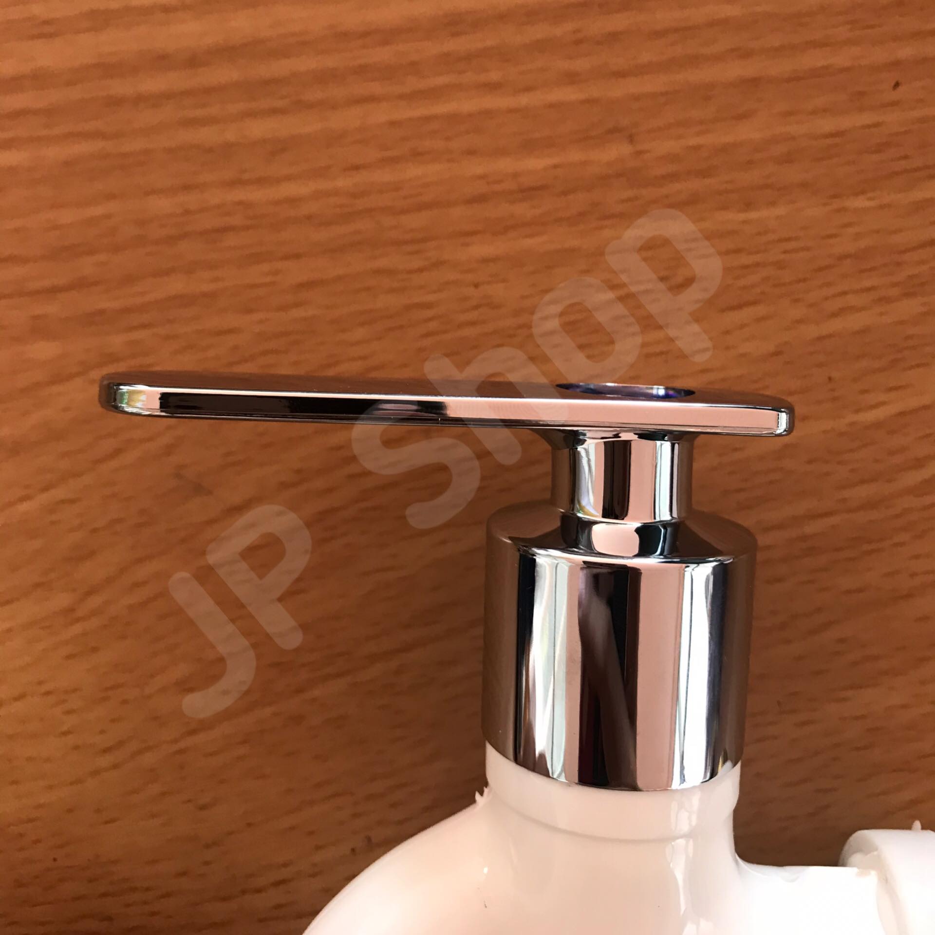 ก๊อกน้ำ 4 หุน พลาสติกABS เกลียวNPTชุบทองเหลือง คละสี #12345