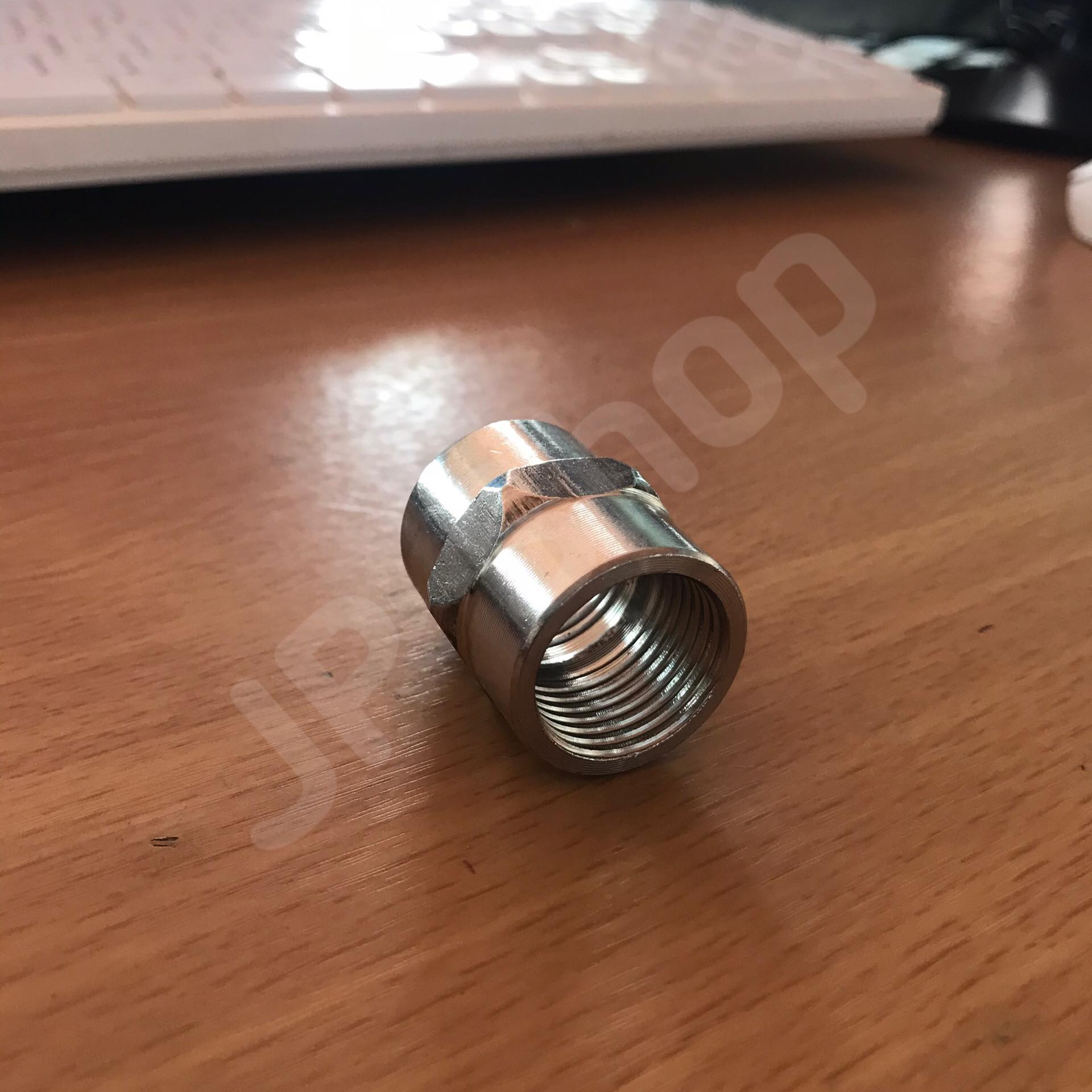 ต่อตรงสแตนเลส304 เกลียวใน ขนาด 4 หุน #2654