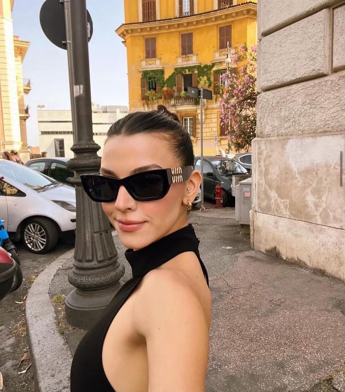 แว่นกันแดด MiuMiu Glimpse MU 09WS