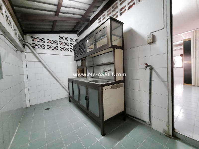 ขายทาวน์เฮ้าส์ ม.พรรณพฤกษา ถ.บรมราชชนนี 121 แขวงศาลาธรรมสพน์ เขตทวีวัฒนา กรุงเทพ / พื้นที่ 2 ชั้น 17 ตารางวา