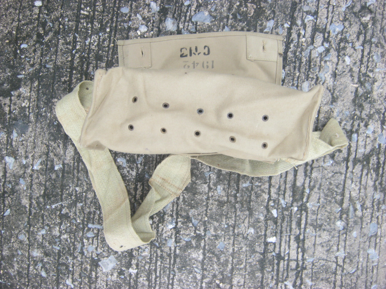 กระเป๋าหน้ากากแก๊ส สงครามโลกครั้งที่สอง