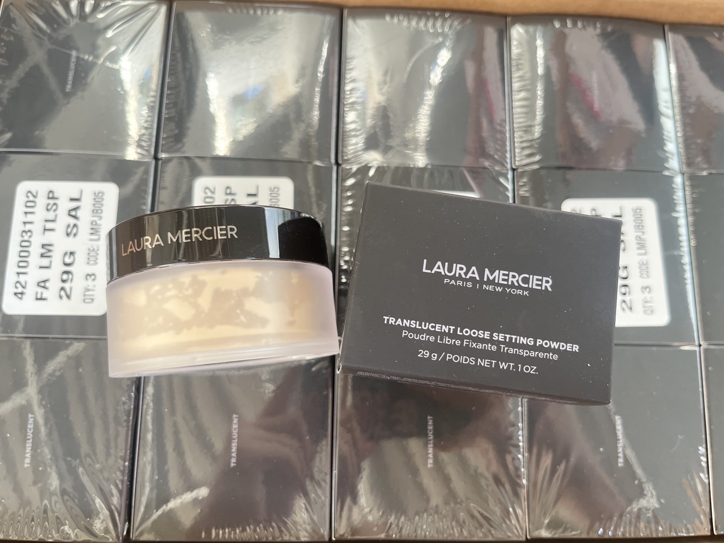 Laura Mercier Translucent Loose Setting Powder 29 กรัม แป้งฝุ่นขายดีอันดับ 1 ของแท้รับประกันคืนเงิน (ไม่มีพัฟฟ์)
