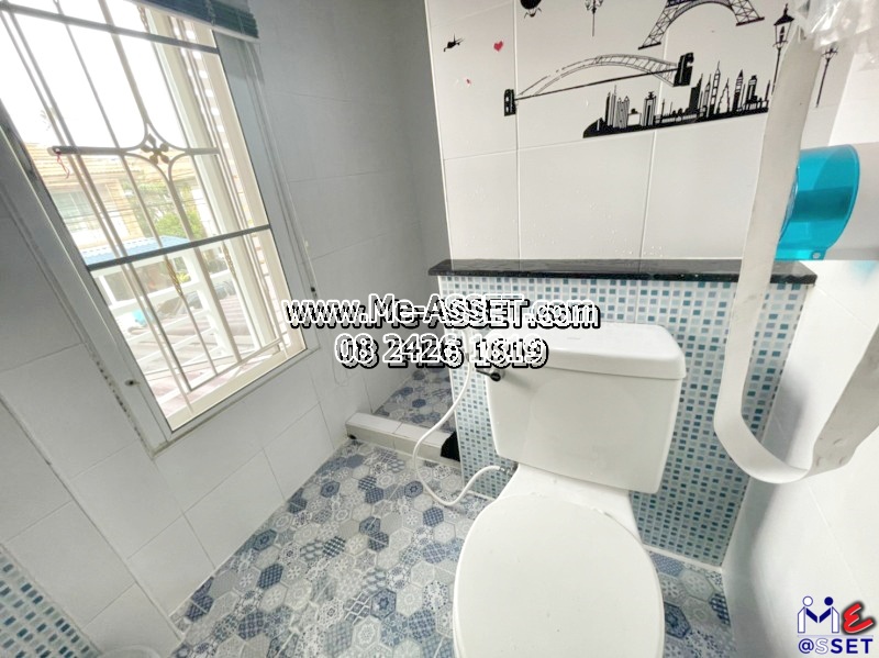 ขายทาวน์โฮม รีโนเวทใหม่ ย่าน ลาดสวาย คลองสาม ลำลูกกา บึงยี่โถ ธัญบุรี : ม.ไอลีฟทาวน์ คลอง 3 : 2 ชั้น 23.4 ตร.วา