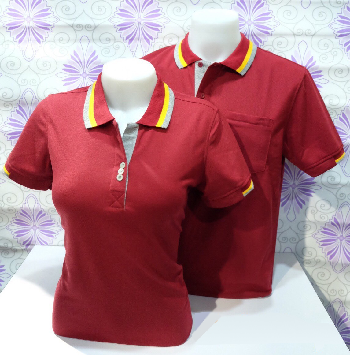 เสื้อโปโล ทรงชาย-หญิง สีแดงเลือดหมูขลิบปก