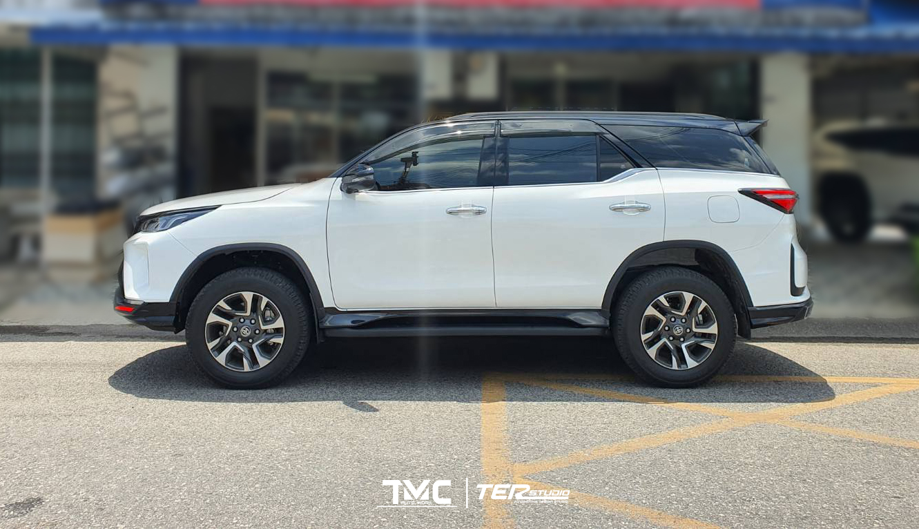 ชุดแต่ง Vazooma_XT [TOYOTA LEGENDER]