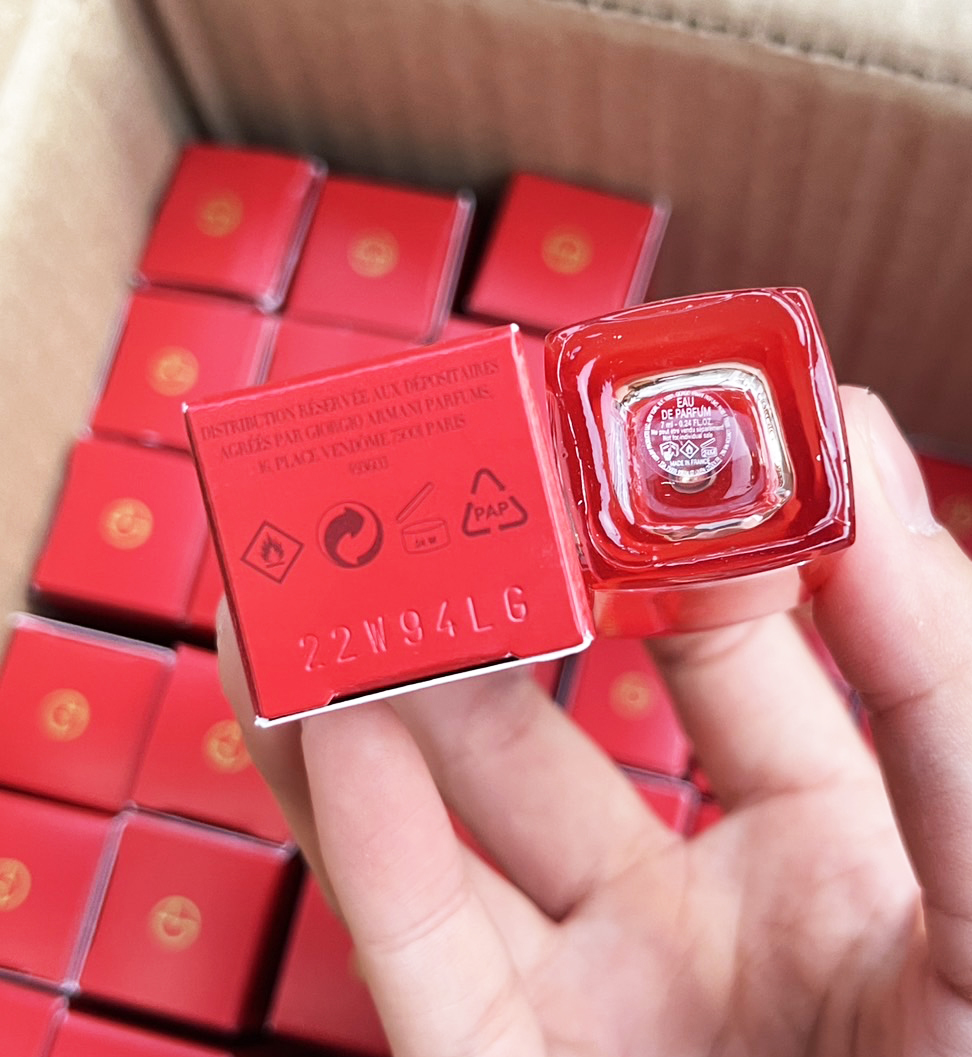 น้ำหอมขนาดทดลอง แบบแต้ม Giorgio Armani Si Passione Eau De Parfum 7ml. ของแท้ 100%