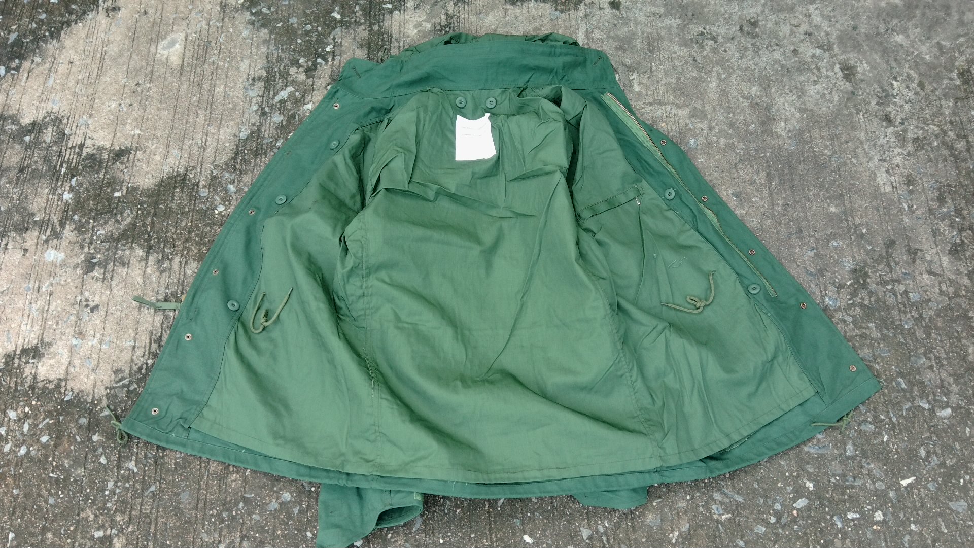 เสื้อM65 ผลิตใหม่แบบแฟชั่นทหาร