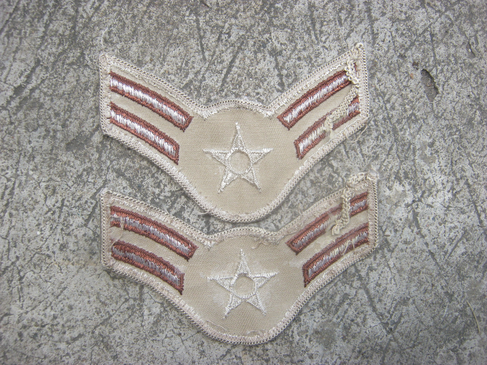 ยศทหารอากาศสหรัฐ สีทราย