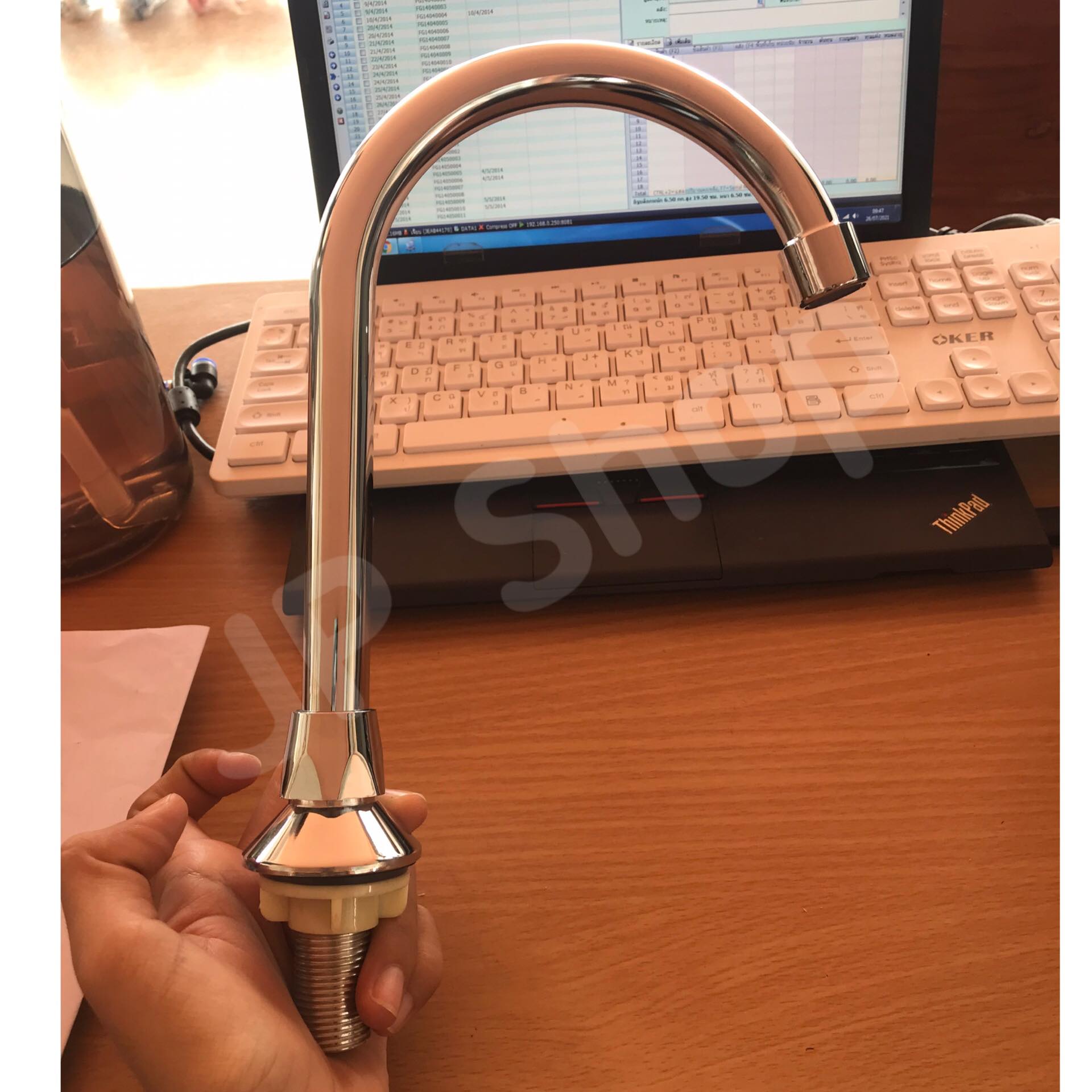 ก๊อกน้ำแบบเท้าเหยียบวาวล์คันเหยียบทองเหลือง ก๊อกน้ำเท้ากดไม่ใช้มือสัมผัส ทนทน ได้มาตรฐาน ก๊อกน้ำแนวตั้ง