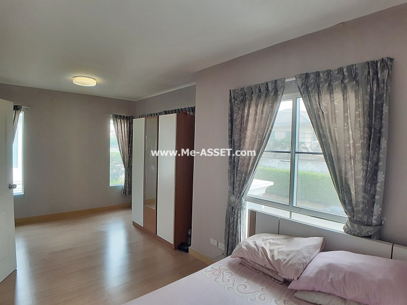 ขายบ้านแฝด ม.พฤกษาวิลล์ ถ.รามคำแหง 160 ซ.มิสทีน แขวงสะพานสูง เขตสะพานสูง กรุงเทพ ต้นโครงการ ถนนเมน หน้าบ้านไม่ชนใคร / พื้นที่ 2 ชั้น 38.3 ตารางวา