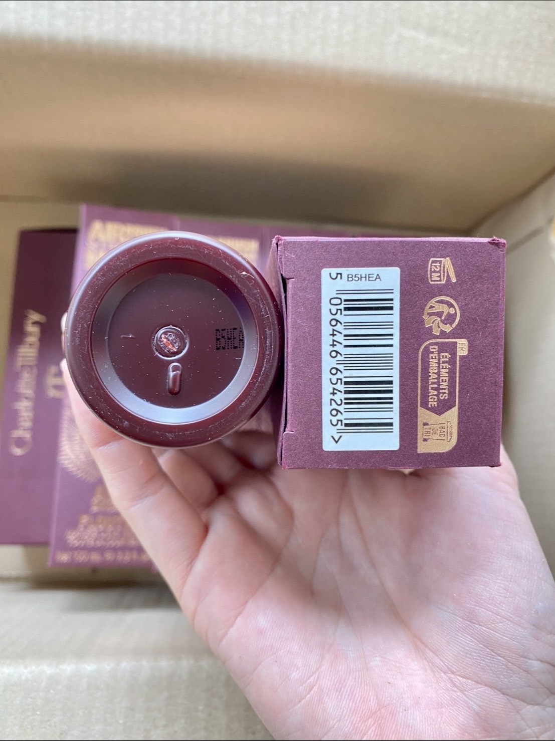 Charlotte Tilbury Airbrush Flawless Setting Spray Matte Blur 100ml. สเปรย์ล็อคเมกอัพ